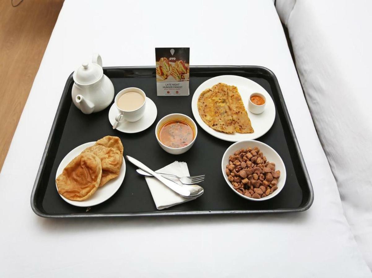 โอโย 42009 โฮเต็ล เอ วัน สวีท Hotel มุมไบ ภายนอก รูปภาพ